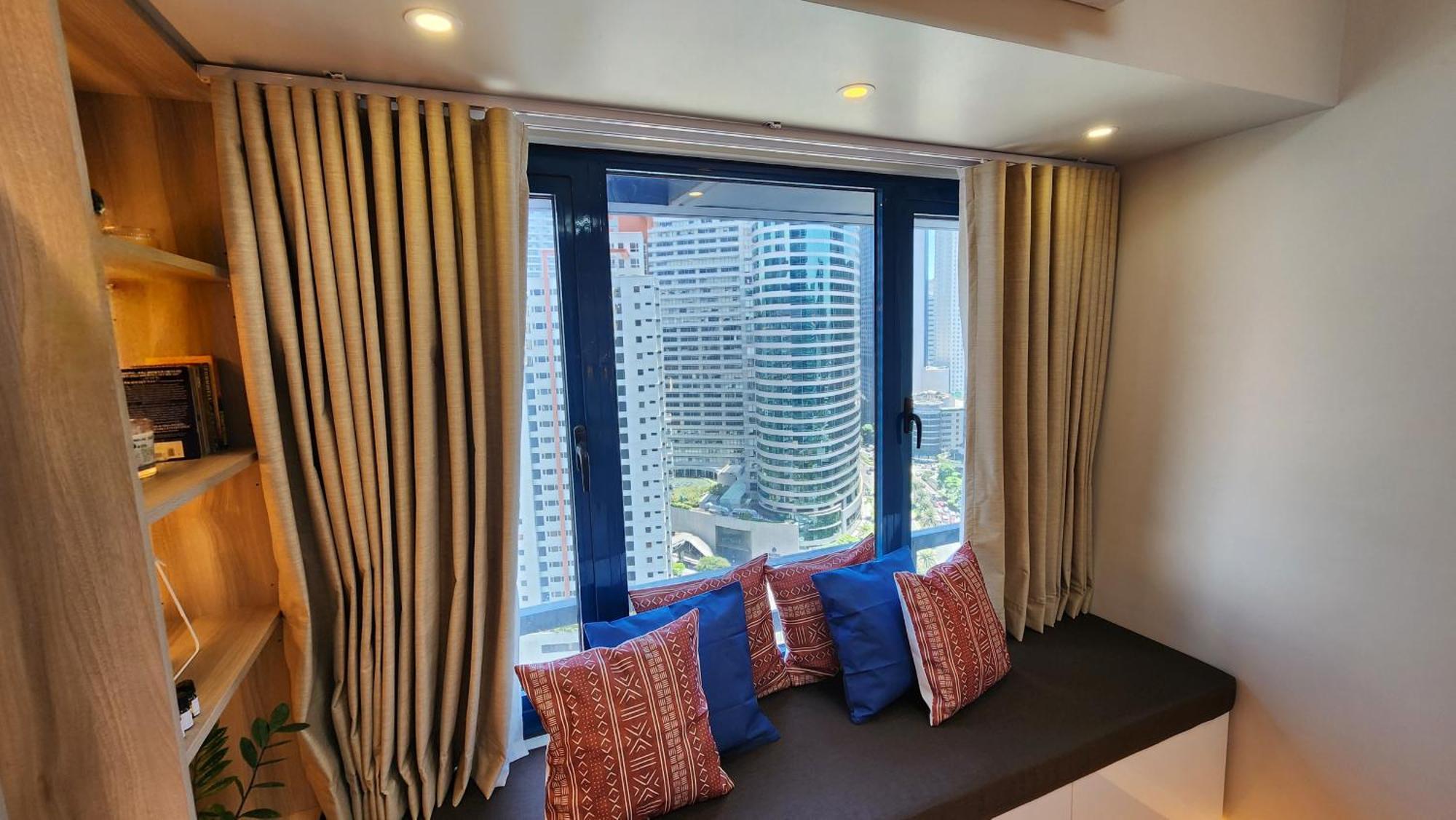 Apartment Air Makati Sophisticated Living 300 Mbps Manila