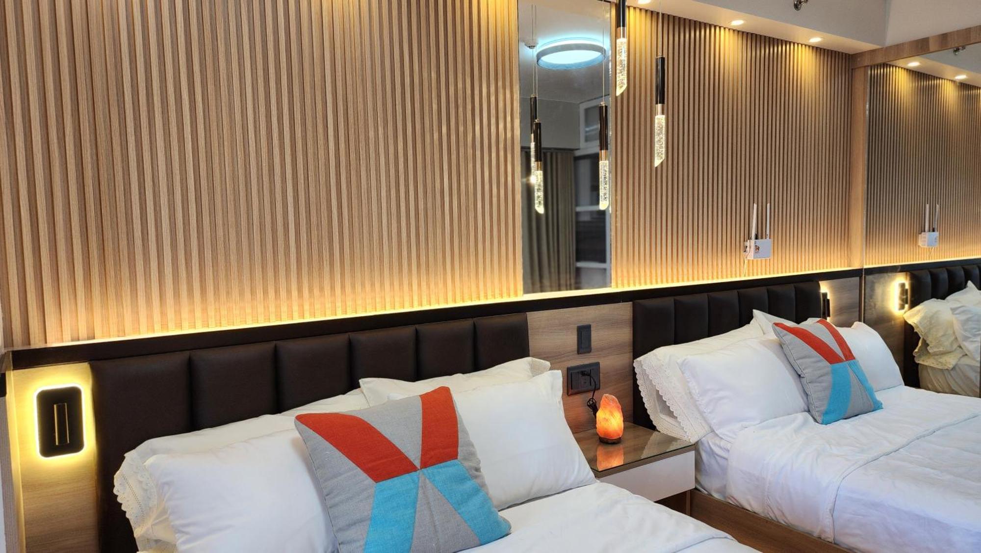 Air Makati Sophisticated Living 300 Mbps
