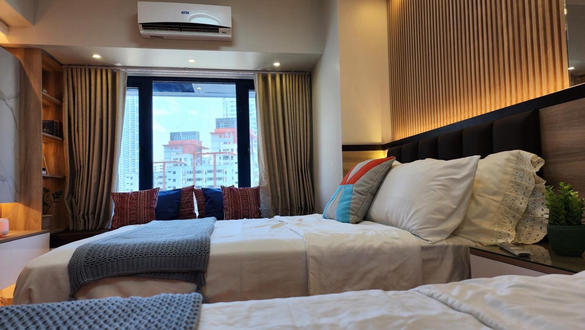 Air Makati Sophisticated Living 300 Mbps *